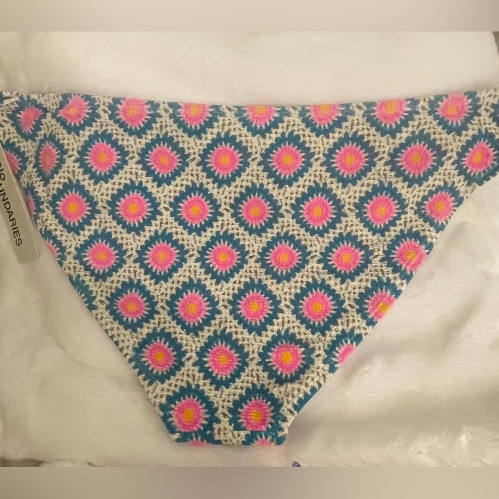 ππ©΅πNo Boundaries Pink and Blue Patterned Bikini Bottom - Picture 6 of 8
